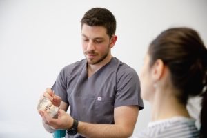 Имплантация зубов MegaGen