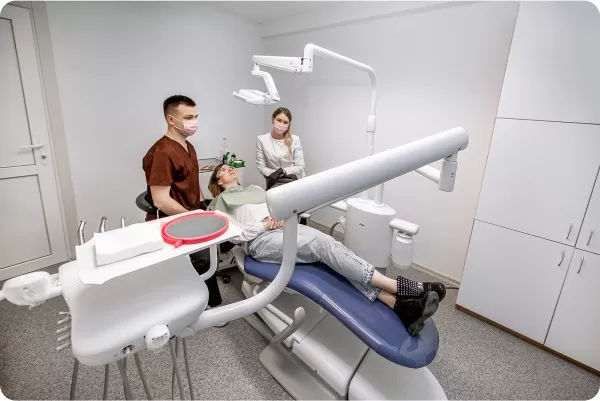 имплантация зубов Минск